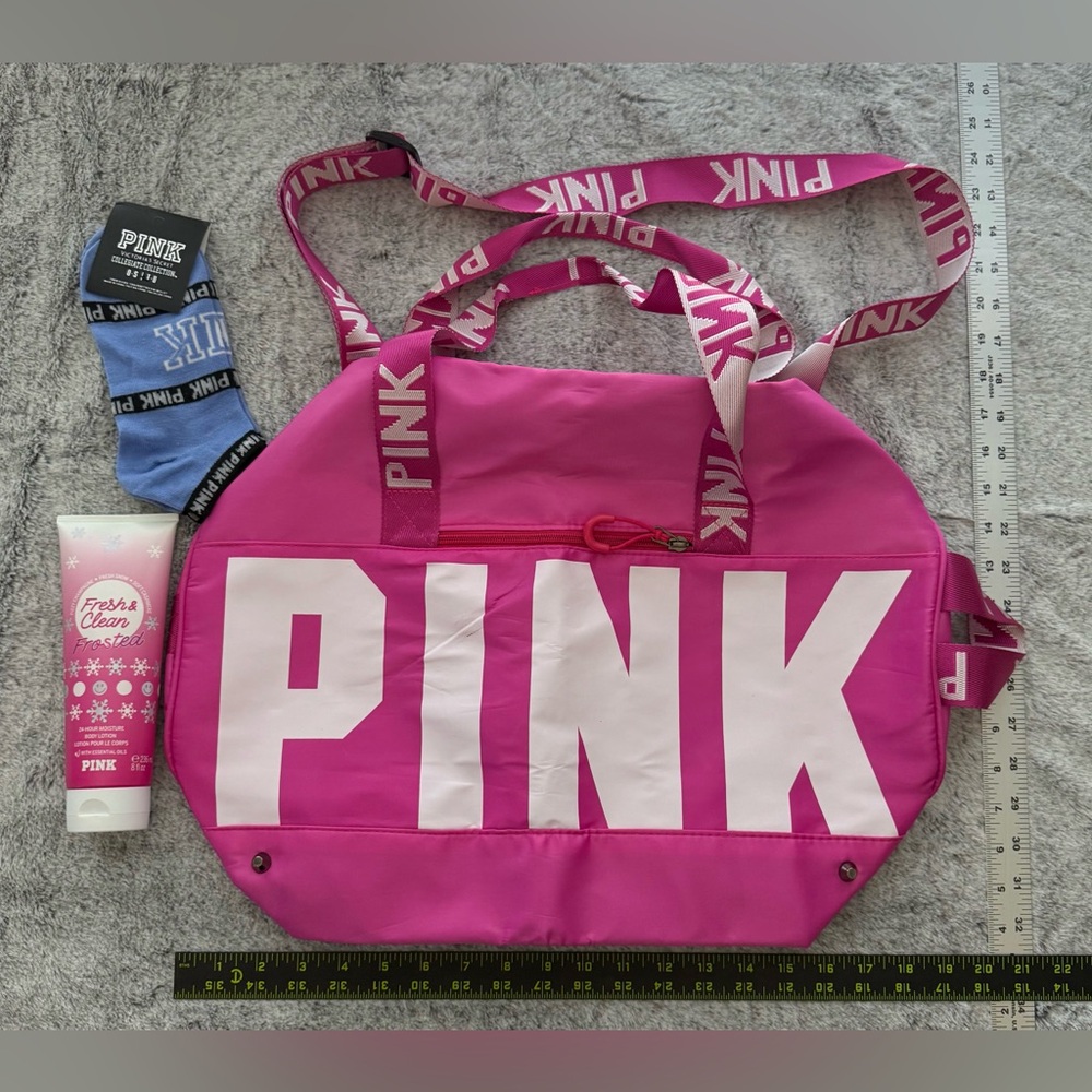 VS Pink - Gym/Duffle Bag Budle